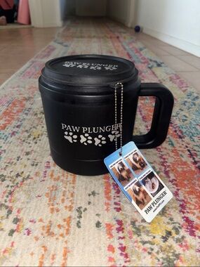 Black Dog Paw Cleaner - Easy Pet Grooming Mug